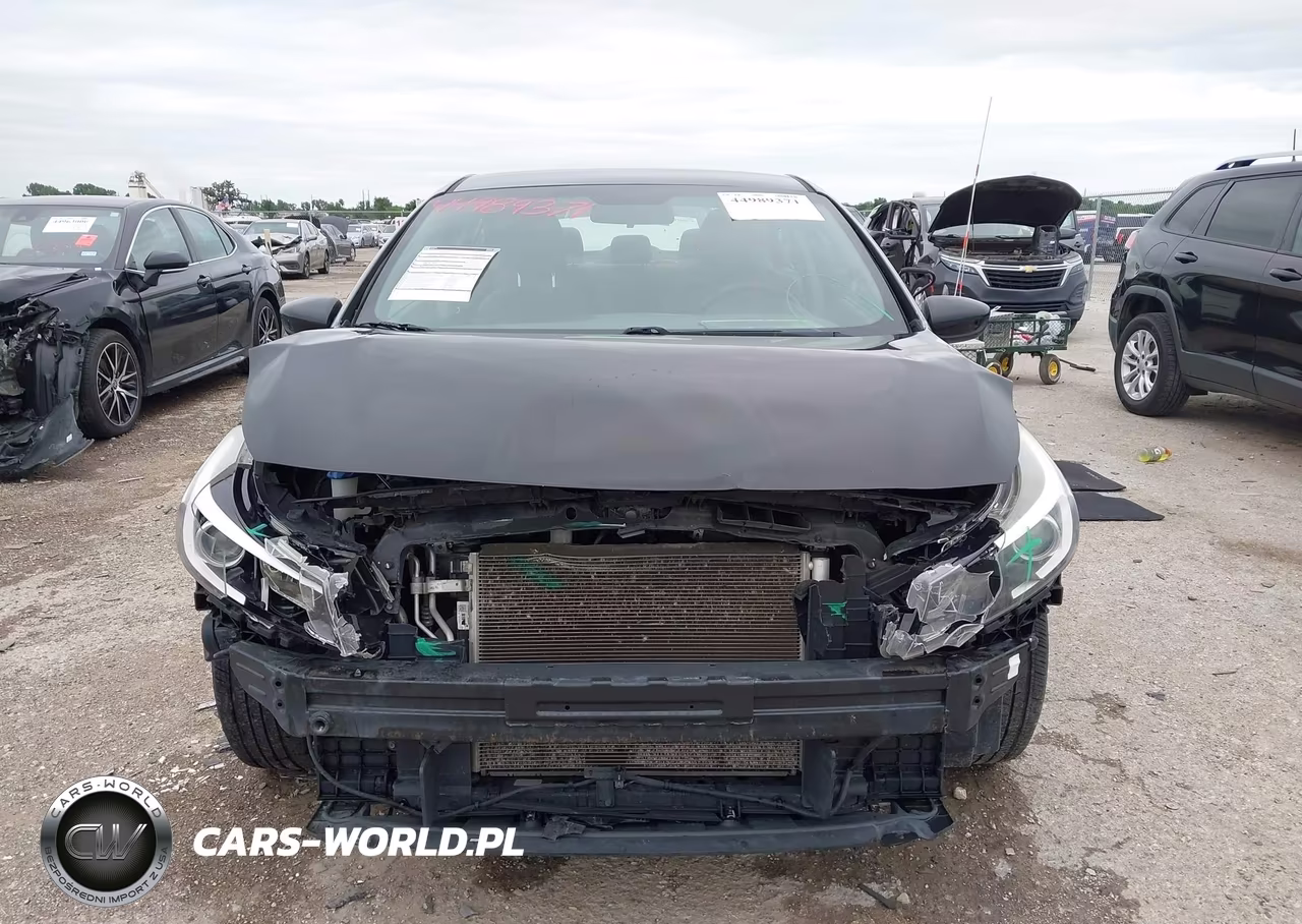 2018 Kia Forte Lx VIN:3KPFK4A77JE239478 - 13