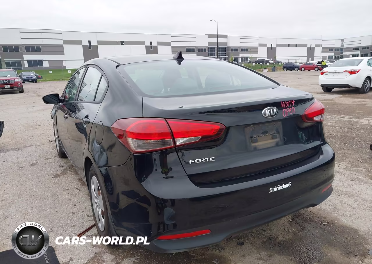2018 Kia Forte Lx VIN:3KPFK4A77JE239478 - 3