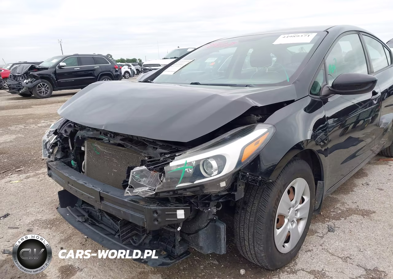 2018 Kia Forte Lx VIN:3KPFK4A77JE239478 - 6