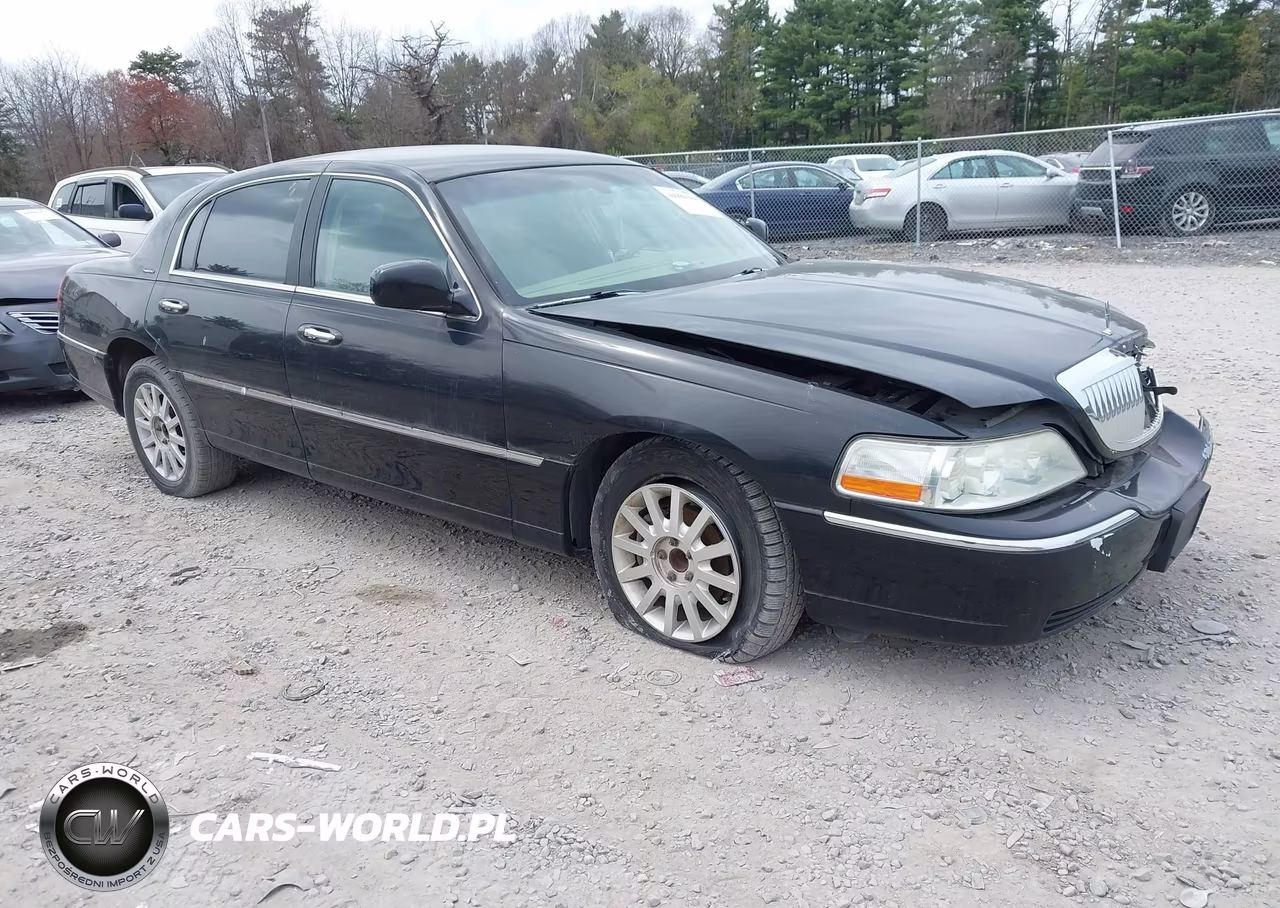 2007 Lincoln Town Car Signature
