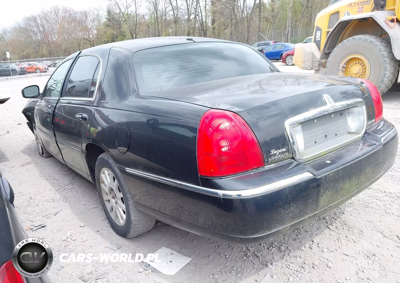 2007 Lincoln Town Car Signature VIN:1LNHM81W97Y638666 - 14