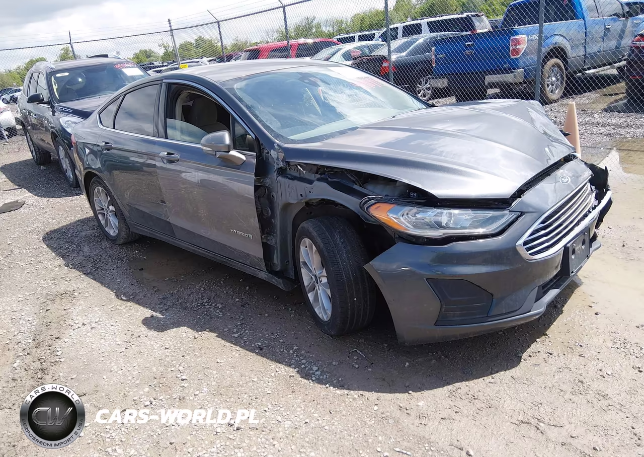 2020 Ford Fusion Se – zdjęcie 1 z 15