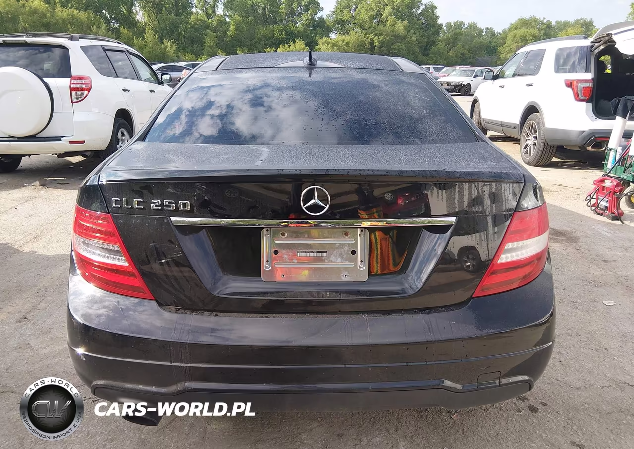 2015 Mercedes-Benz C 250 VIN:WDDGJ4HB0FG367284 - 16