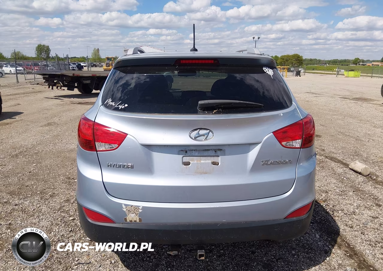 2013 Hyundai Tucson Gls VIN:KM8JU3AC3DU693546 - 16