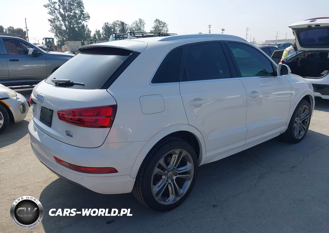 2017 Audi Q3 2.0T Premium VIN:WA1JCCFS3HR003983 - 4