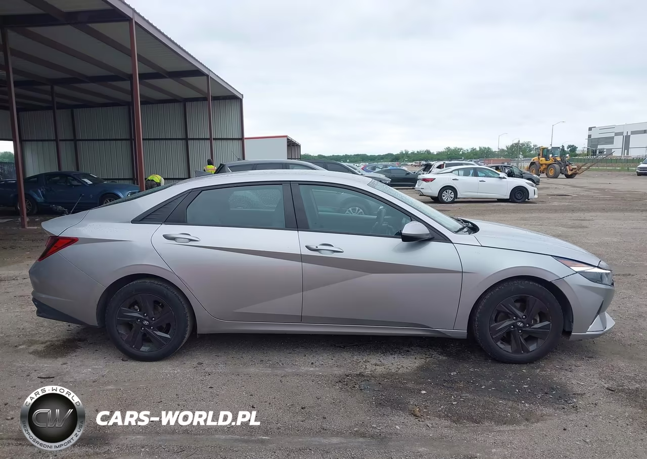 2021 Hyundai Elantra Sel VIN:5NPLM4AG8MH008599 - 13
