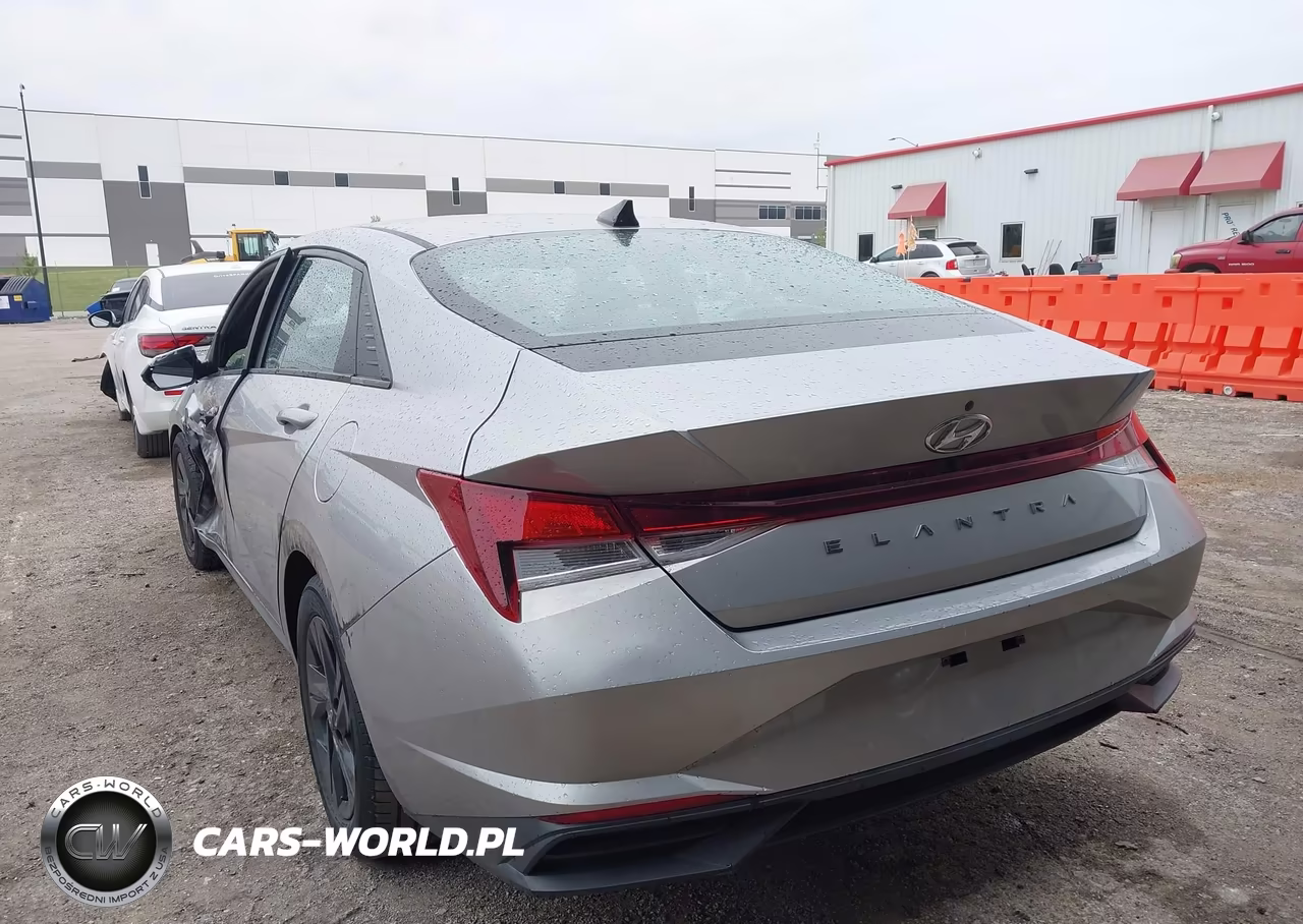 2021 Hyundai Elantra Sel VIN:5NPLM4AG8MH008599 - 3