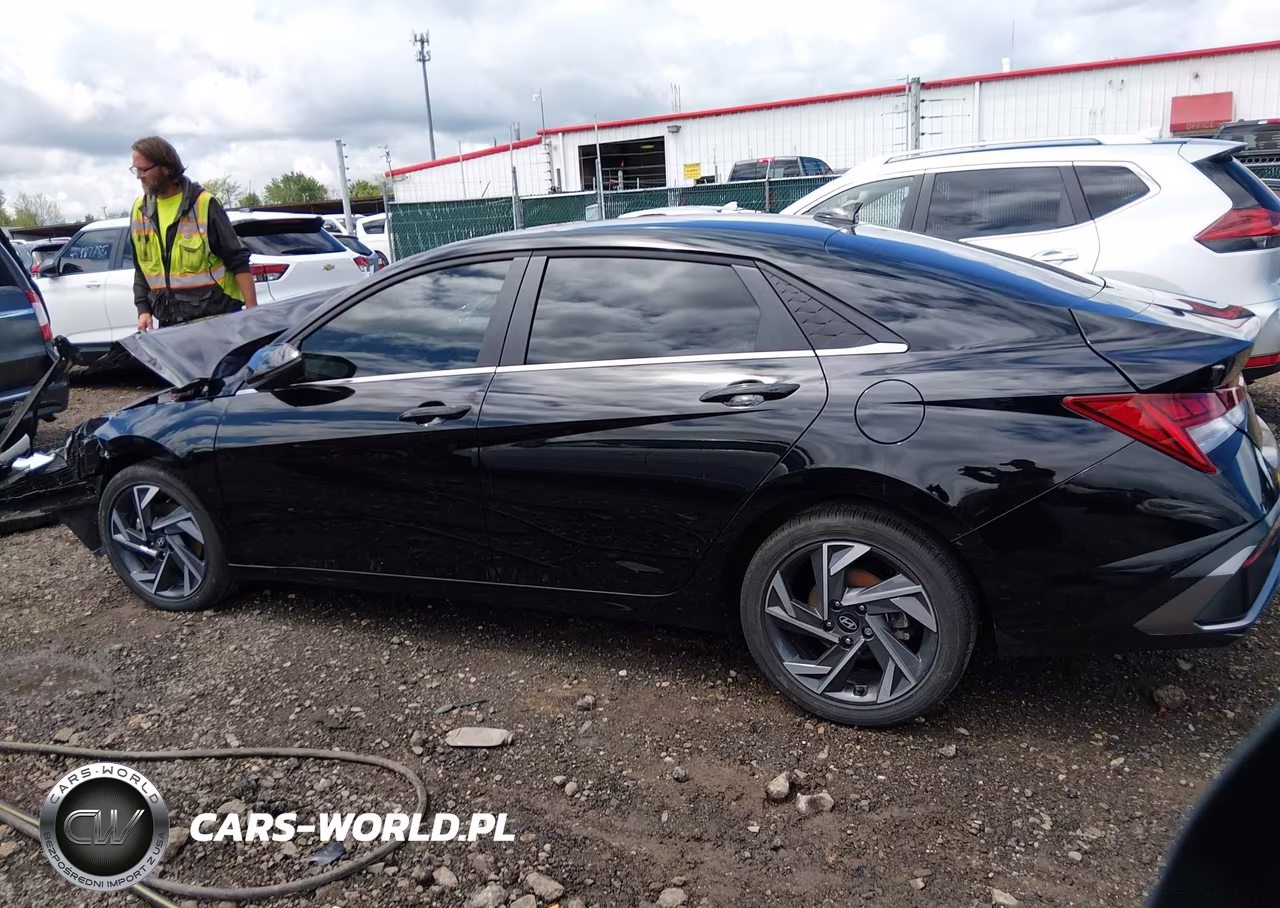 2025 Hyundai Elantra Hybrid Limited VIN:KMHLN4DJ7SU153846 - 15