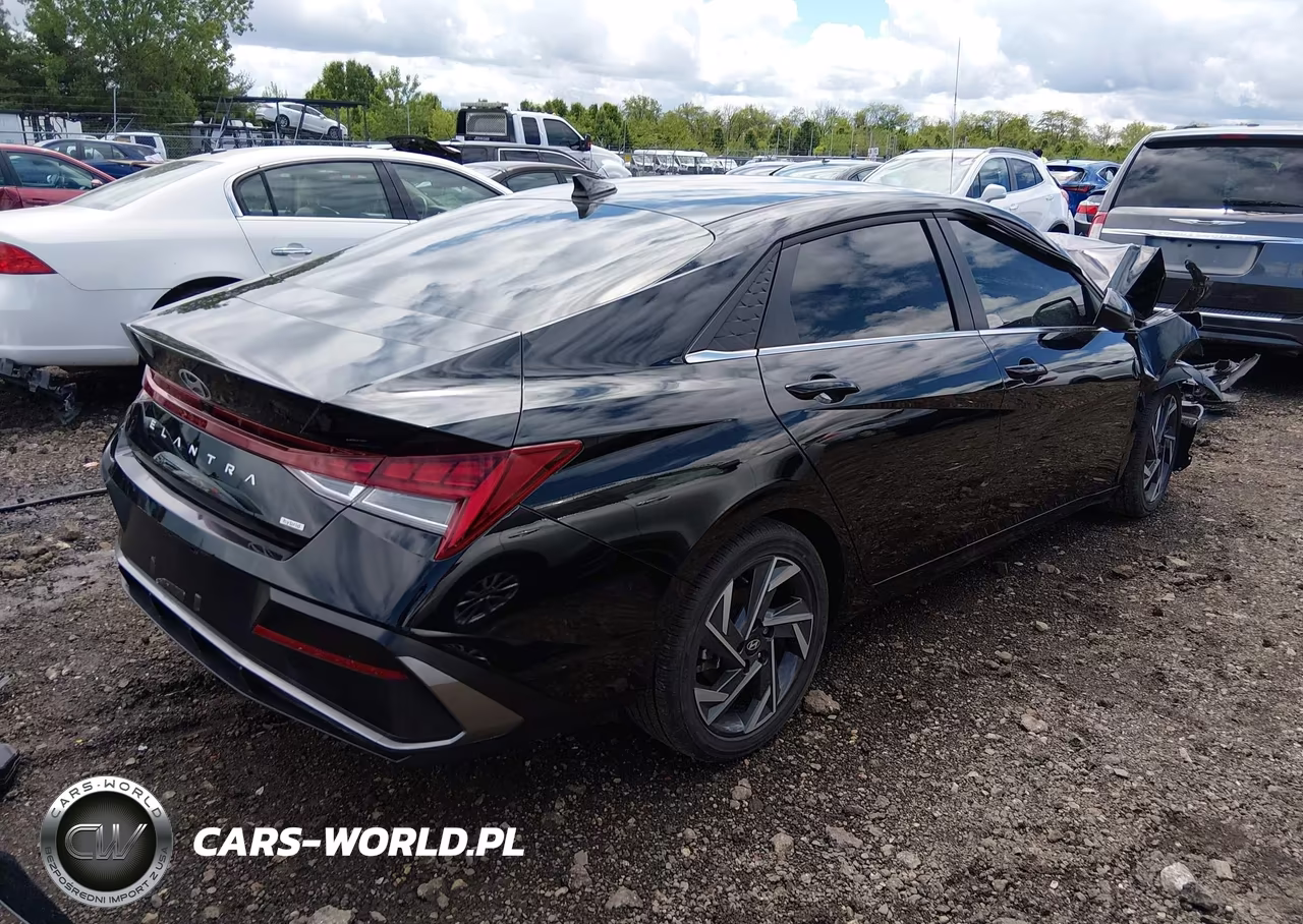 2025 Hyundai Elantra Hybrid Limited VIN:KMHLN4DJ7SU153846 - 4