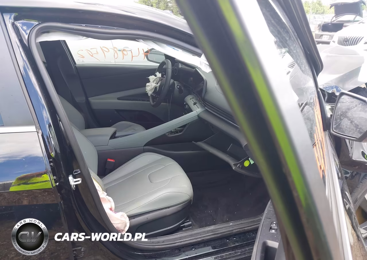 2025 Hyundai Elantra Hybrid Limited VIN:KMHLN4DJ7SU153846 - 5