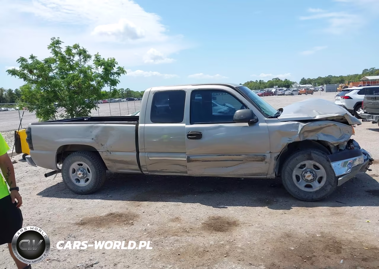 2003 Chevrolet Silverado 1500 Ls VIN:2GCEC19V531106485 - 13