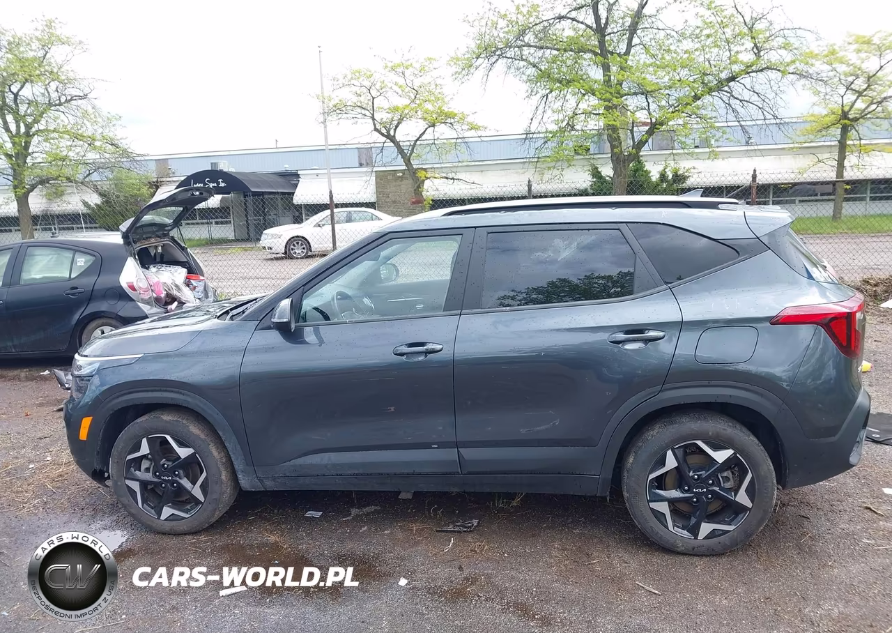 2025 Kia Seltos S VIN:KNDEUCAA9S7798897 - 14