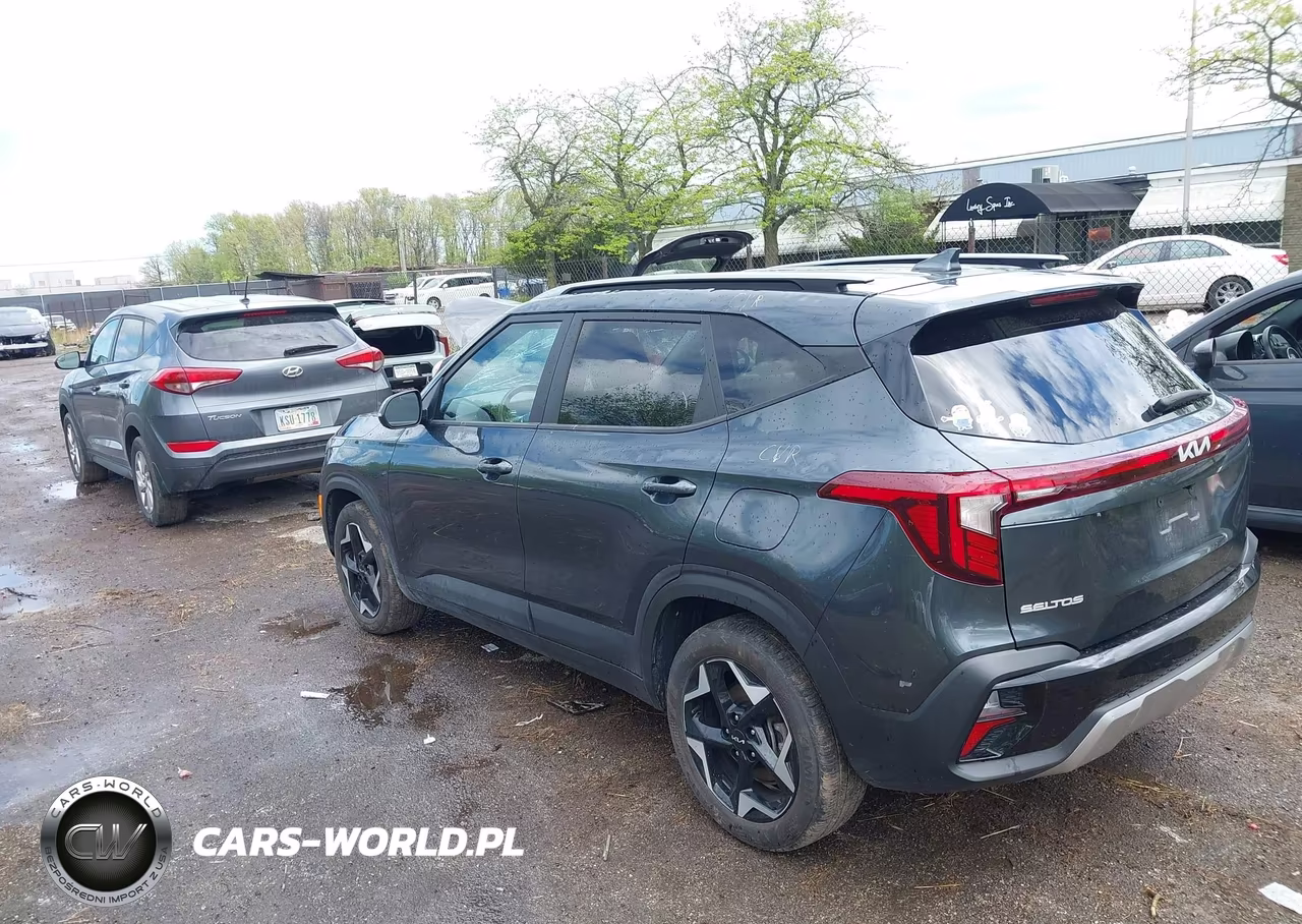 2025 Kia Seltos S VIN:KNDEUCAA9S7798897 - 3