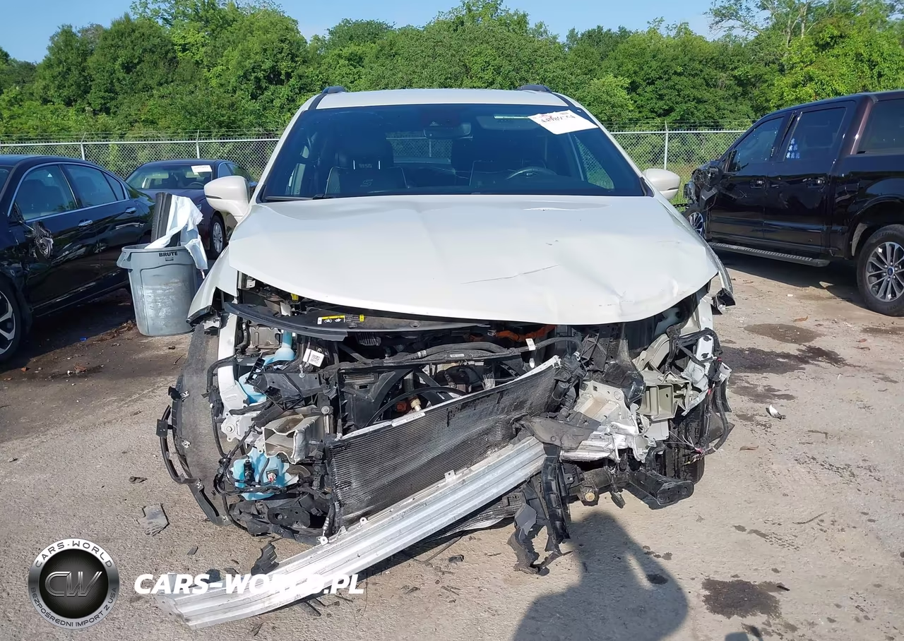 2021 Chrysler Pacifica Hybrid Limited VIN:2C4RC1S7XMR577113 - 13