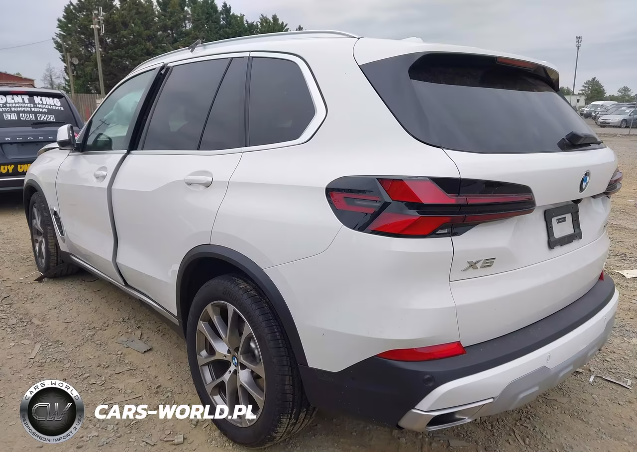 2026 BMW X5 xDrive40I VIN:5UX23EU09T9377299 - 3