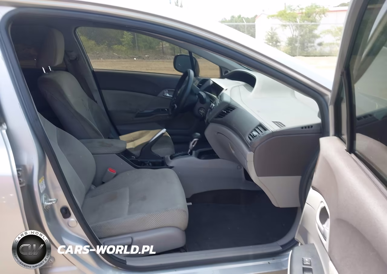2012 Honda Civic Hybrid VIN:JHMFB4F23CS007911 - 5