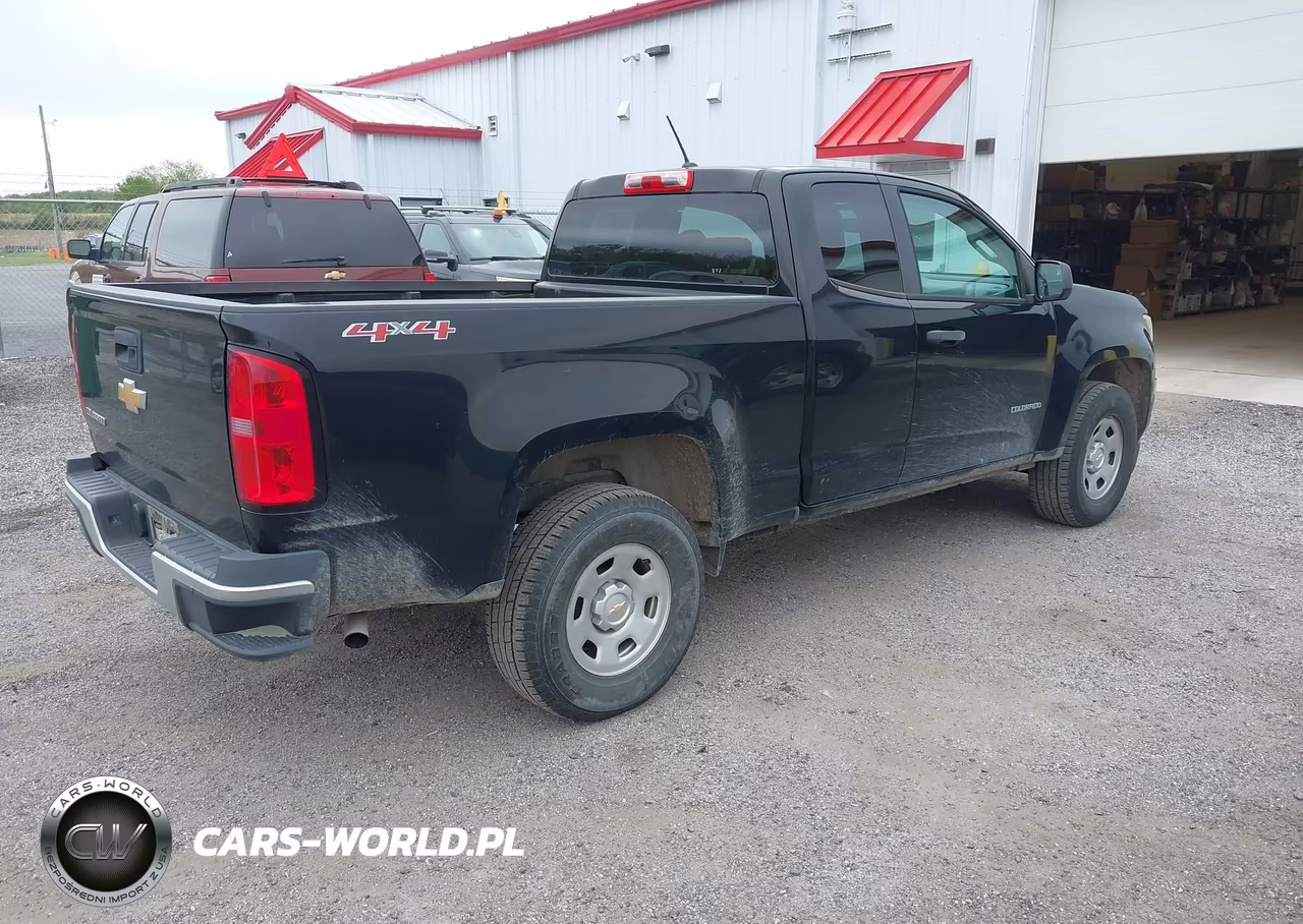 2018 Chevrolet Colorado Wt VIN:1GCHTBEA6J1252600 - 3