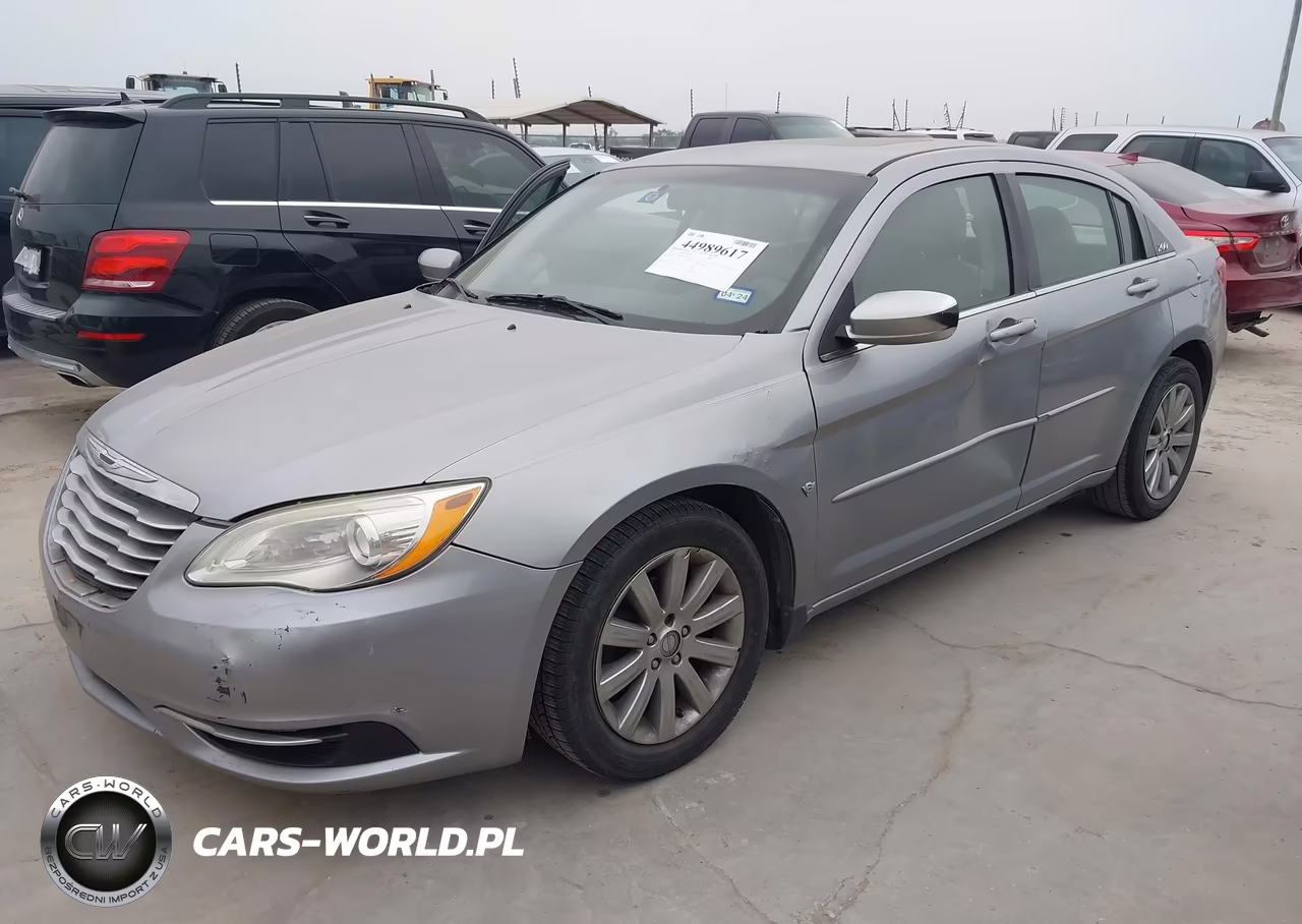 2013 Chrysler 200 Touring VIN:1C3CCBBG6DN704145 - 2