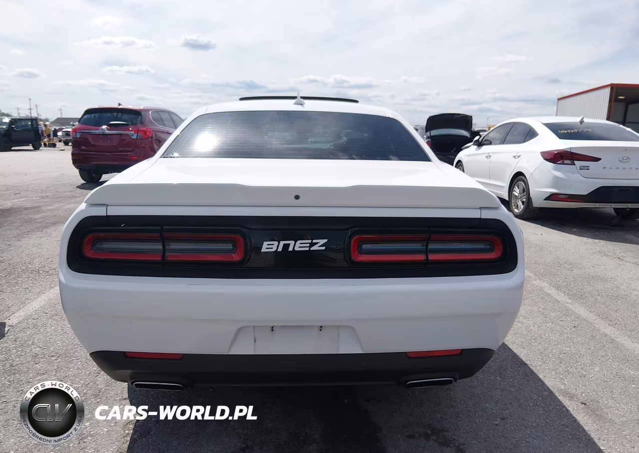 2018 Dodge Challenger Sxt Plus VIN:2C3CDZAGXJH258397 - 17