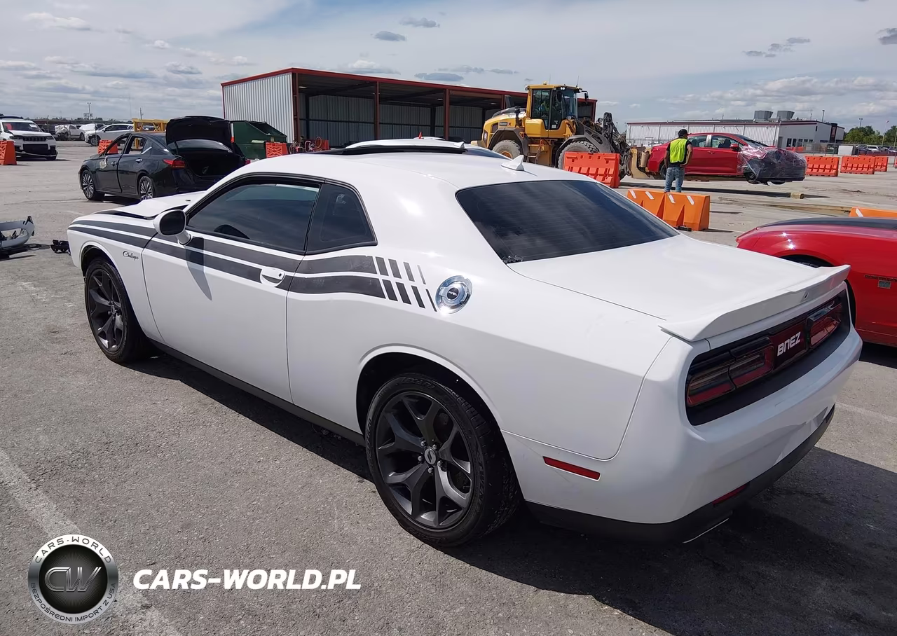 2018 Dodge Challenger Sxt Plus VIN:2C3CDZAGXJH258397 - 3