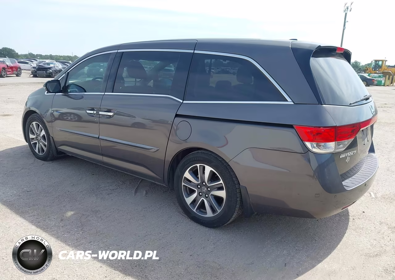 2014 Honda Odyssey Touring-Touring Elite VIN:5FNRL5H93EB111679 - 3