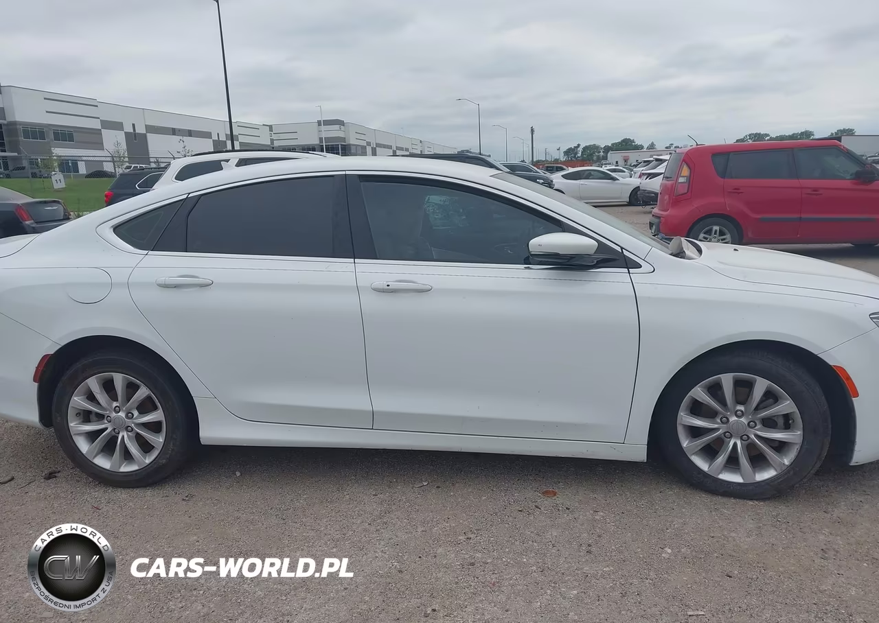 2016 Chrysler 200 C VIN:1C3CCCCB1GN119289 - 13