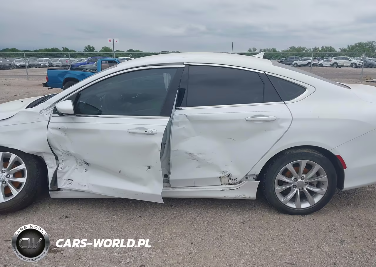 2016 Chrysler 200 C VIN:1C3CCCCB1GN119289 - 14