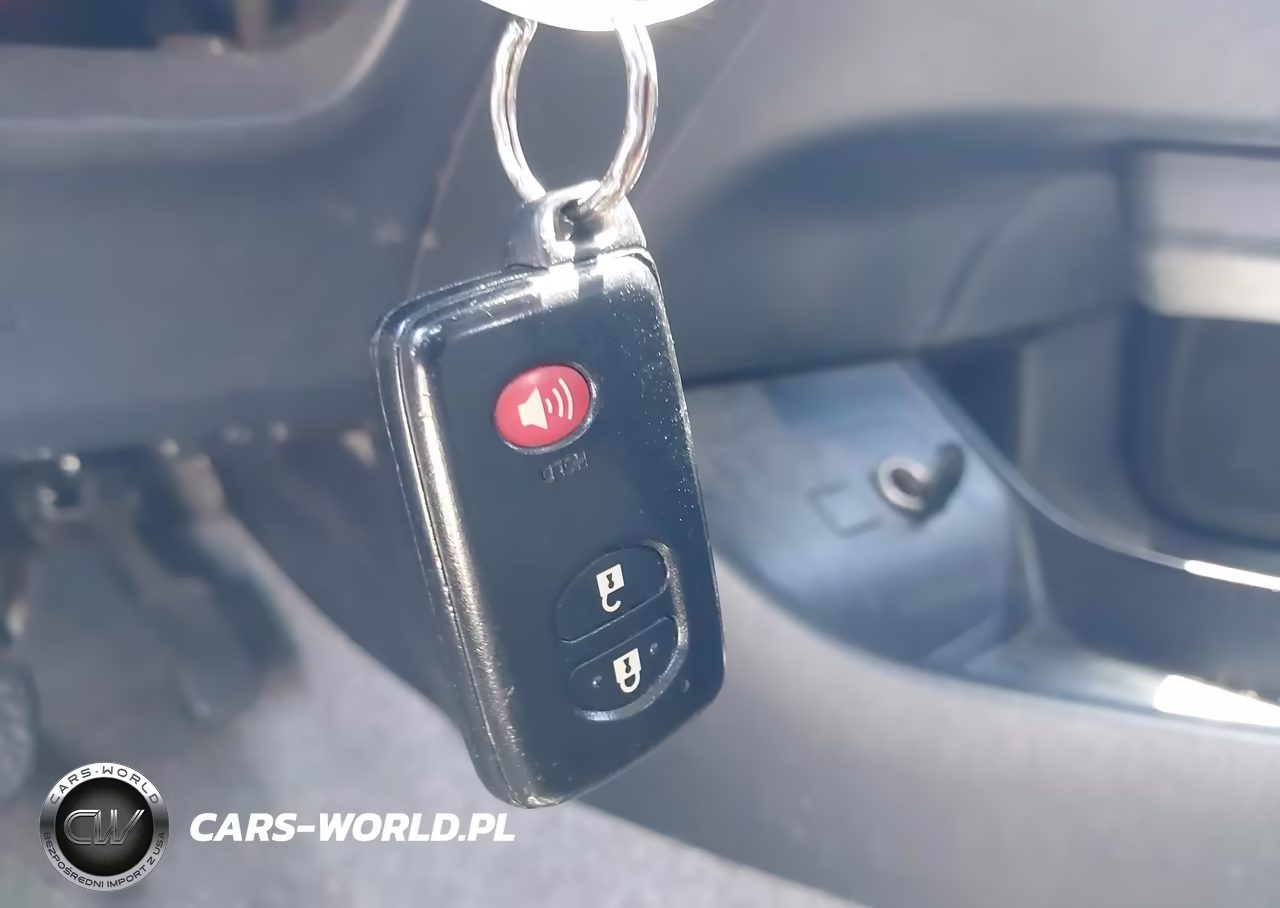 2015 Toyota Prius Three VIN:JTDKN3DU4F0438960 - 11