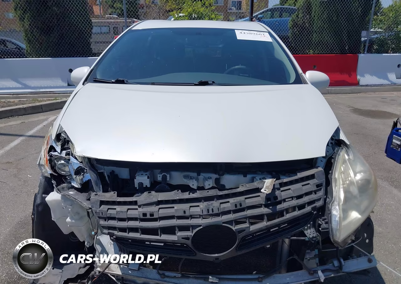 2015 Toyota Prius Three VIN:JTDKN3DU4F0438960 - 13