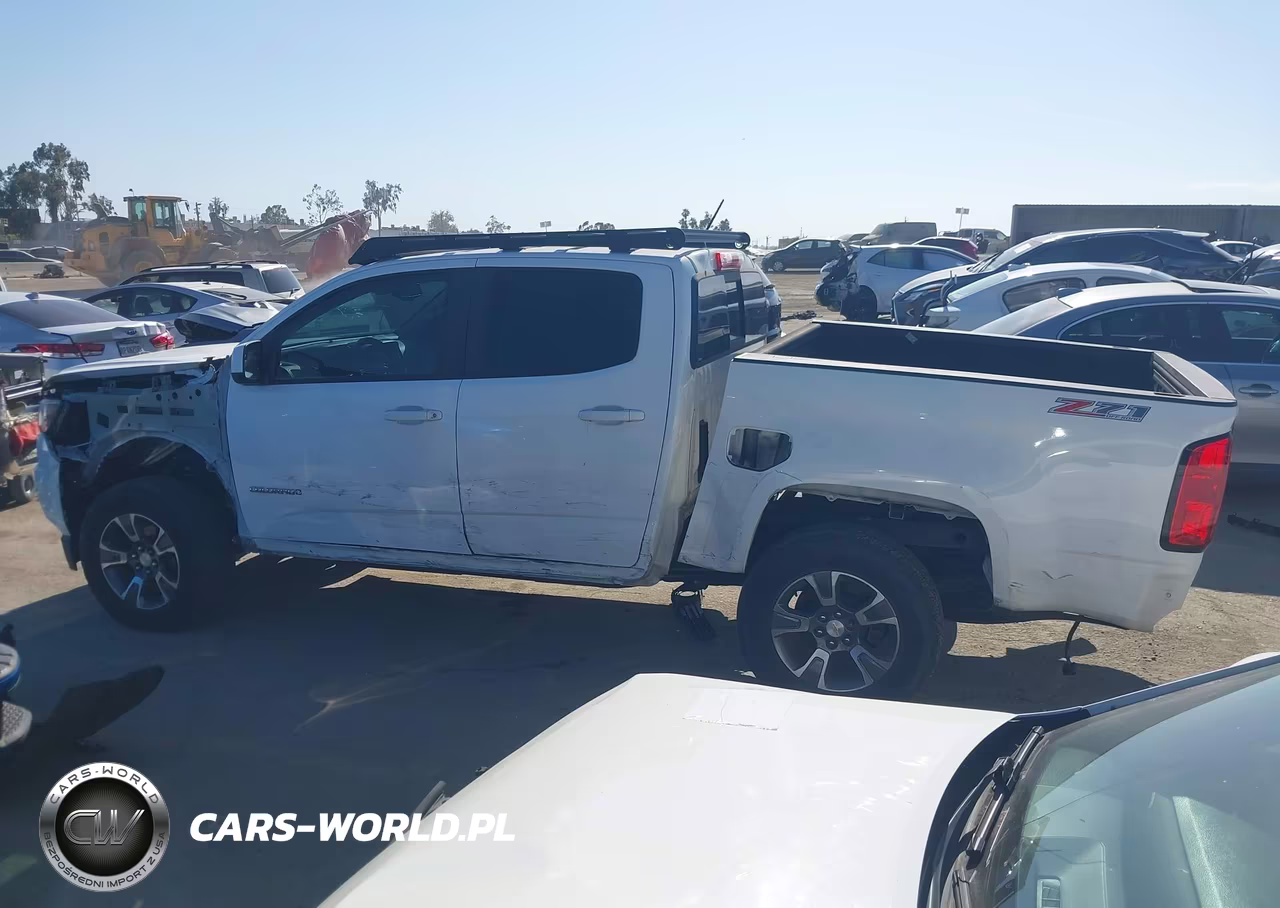 2017 Chevrolet Colorado Z71 VIN:1GCPTDE15H1145121 - 15