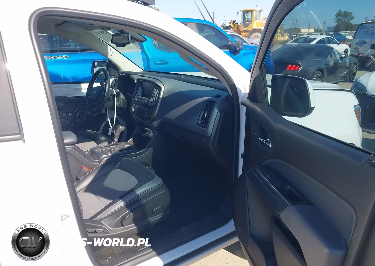 2017 Chevrolet Colorado Z71 VIN:1GCPTDE15H1145121 - 5