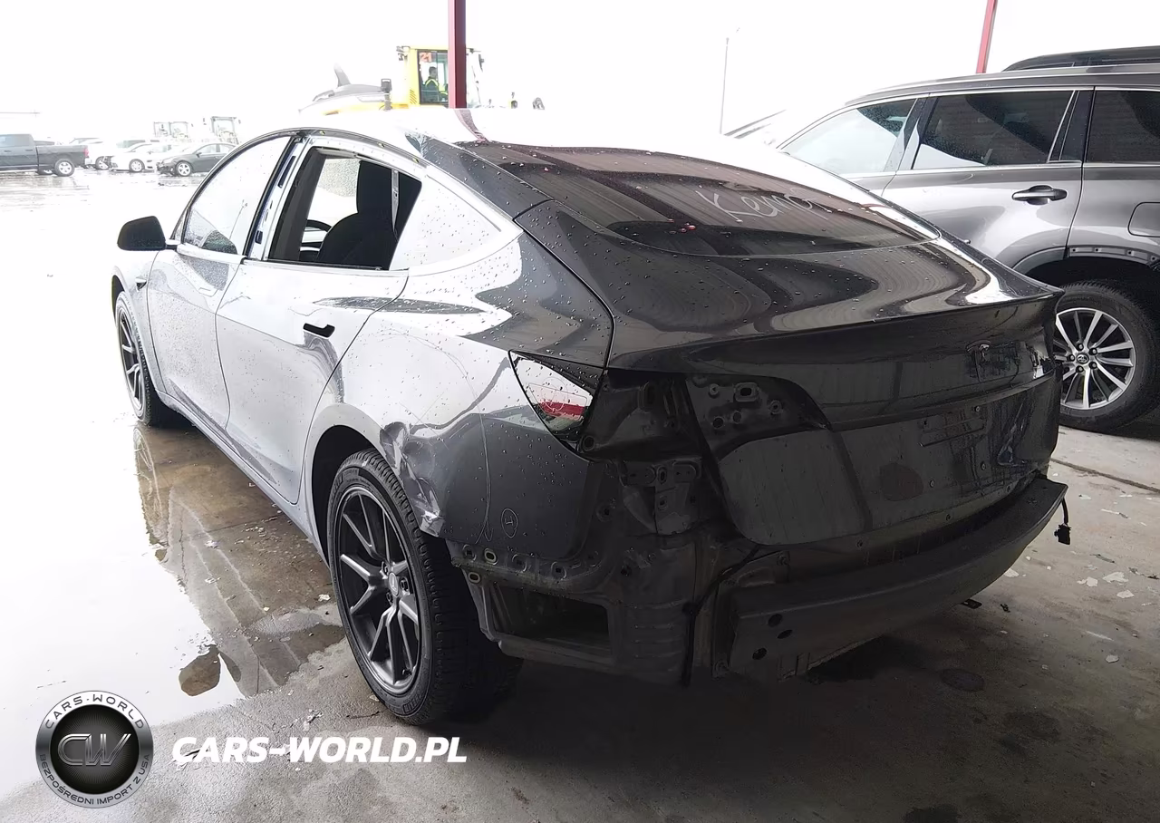 2018 Tesla Model 3 Long Range-Mid Range VIN:5YJ3E1EA4JF036962 - 3