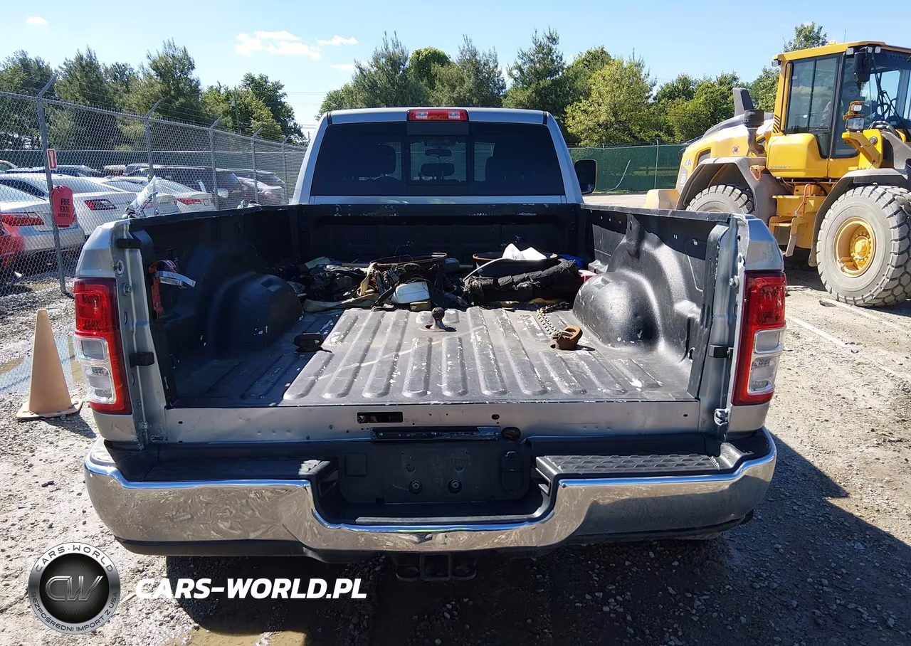 2021 Ram 3500 Tradesman 4X4 8' Box VIN:3C63RRGLXMG667237 - 17