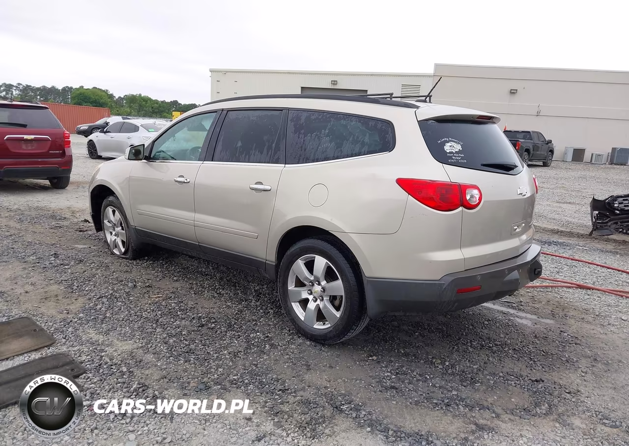 2012 Chevrolet Traverse 1Lt VIN:1GNKRGED1CJ290046 - 3