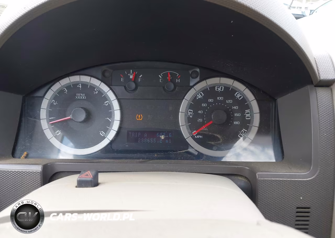 2008 Ford Escape Xlt VIN:1FMCU93Z68KC92474 - 7