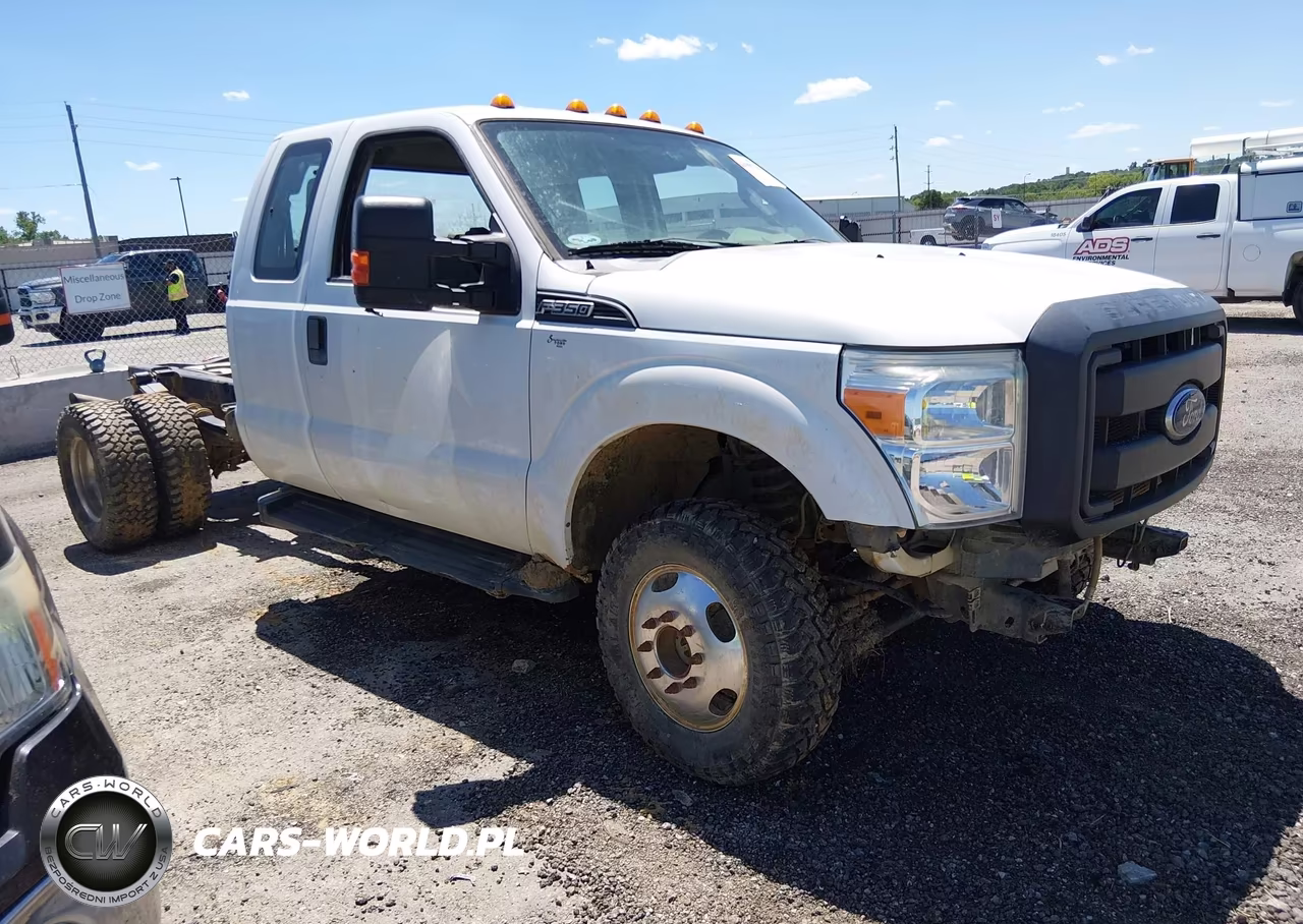 2016 Ford F-350 Chassis Xl