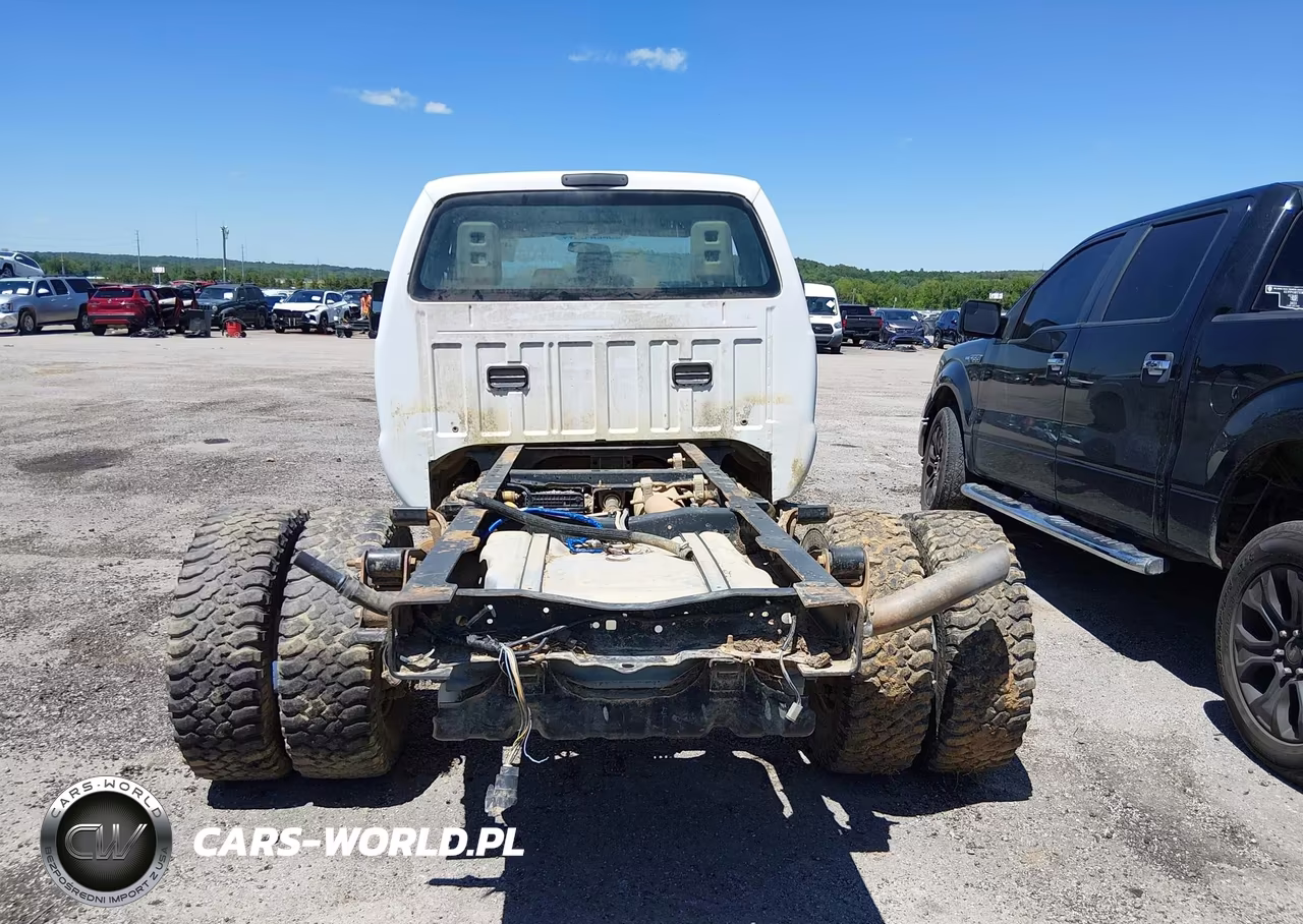2016 Ford F-350 Chassis Xl VIN:1FD8X3H60GEA27796 - 15