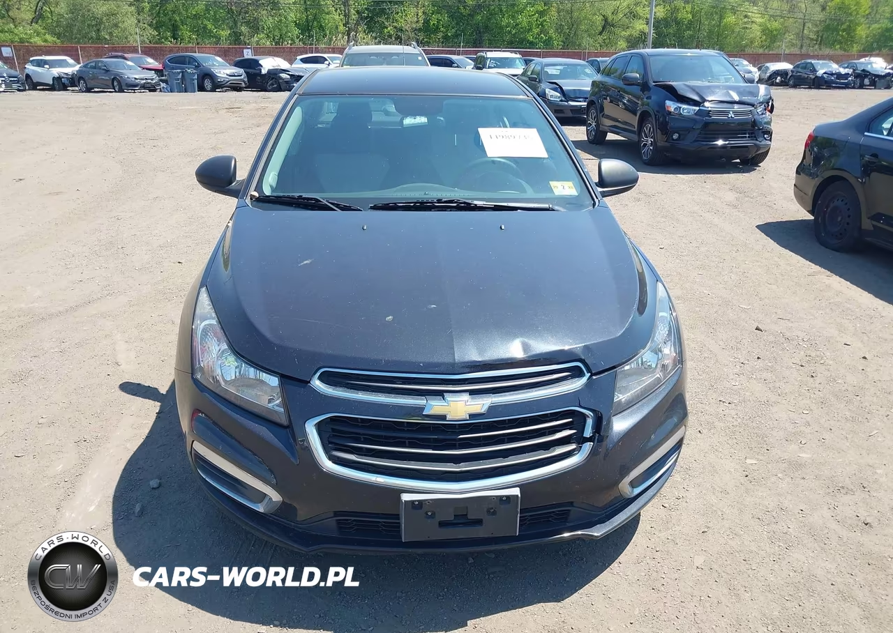 2015 Chevrolet Cruze Ls Auto VIN:1G1PA5SG3F7103117 - 12