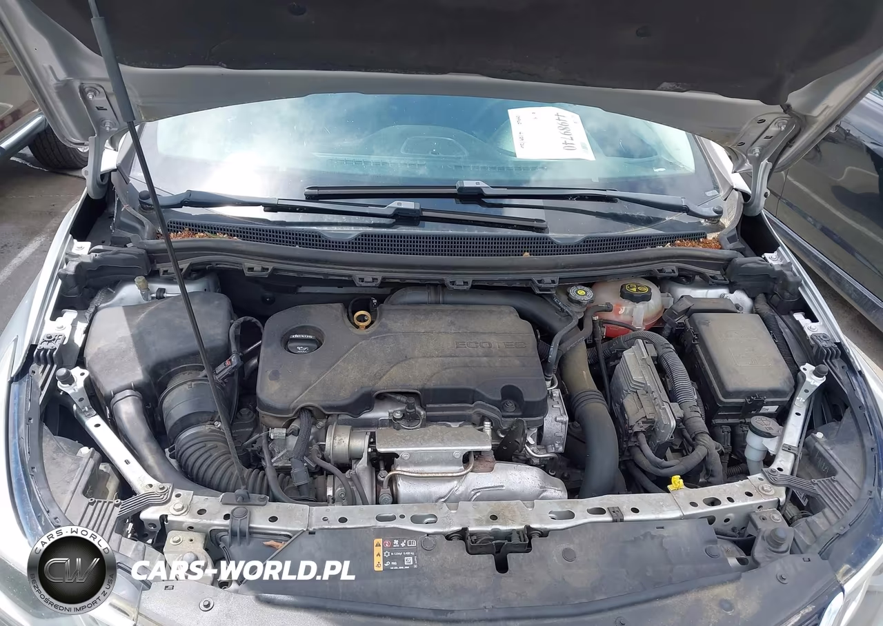 2018 Chevrolet Cruze Lt Auto VIN:1G1BE5SM1J7240702 - 10