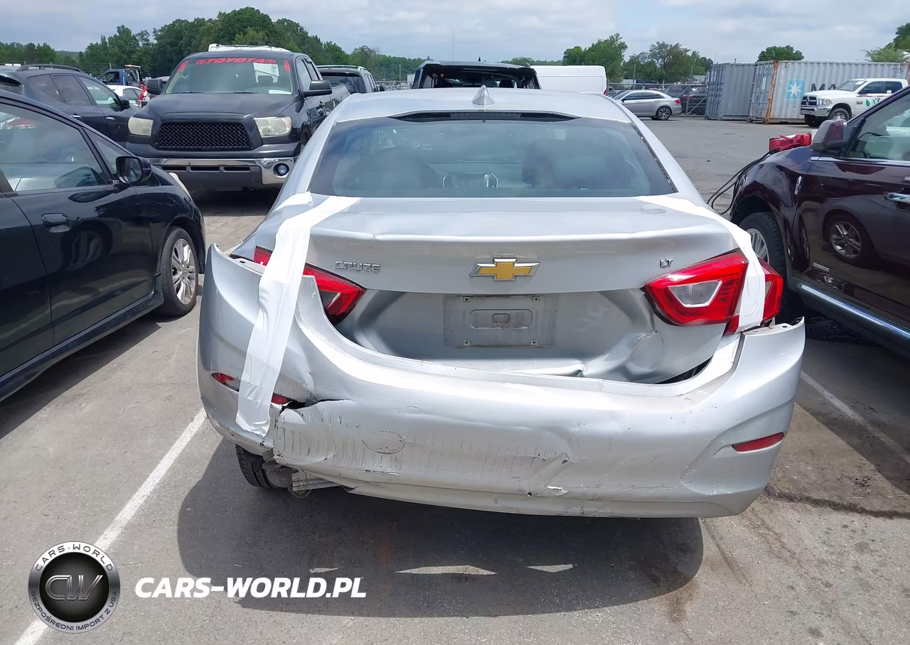 2018 Chevrolet Cruze Lt Auto VIN:1G1BE5SM1J7240702 - 16