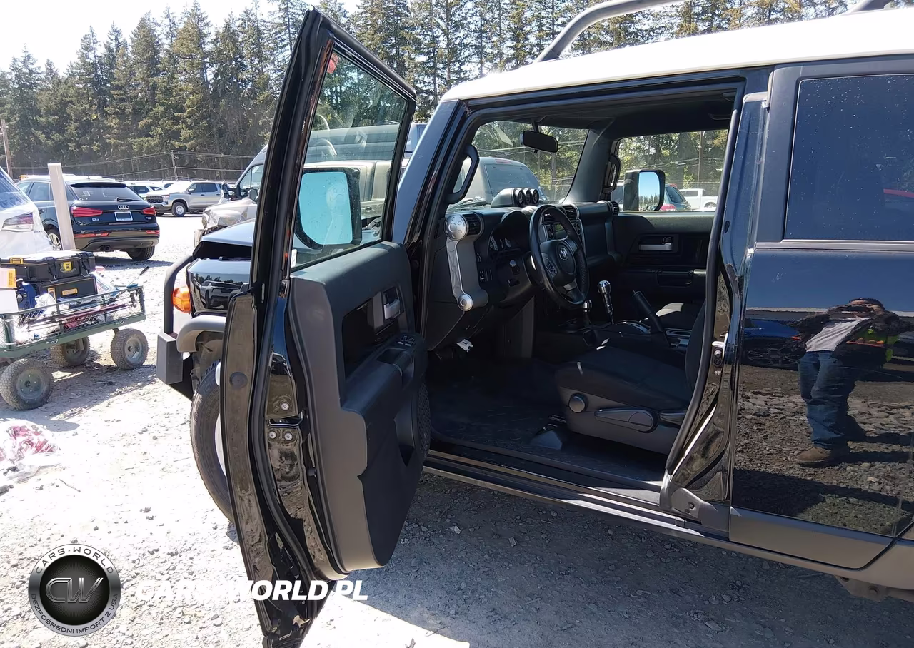 2007 Toyota Fj Cruiser VIN:JTEBU11F870062838 - 5