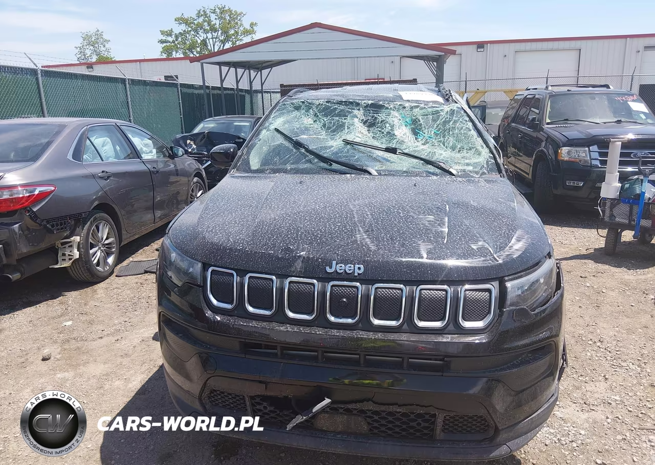 2022 Jeep Compass Latitude Lux 4X4 VIN:3C4NJDFB0NT186538 - 13