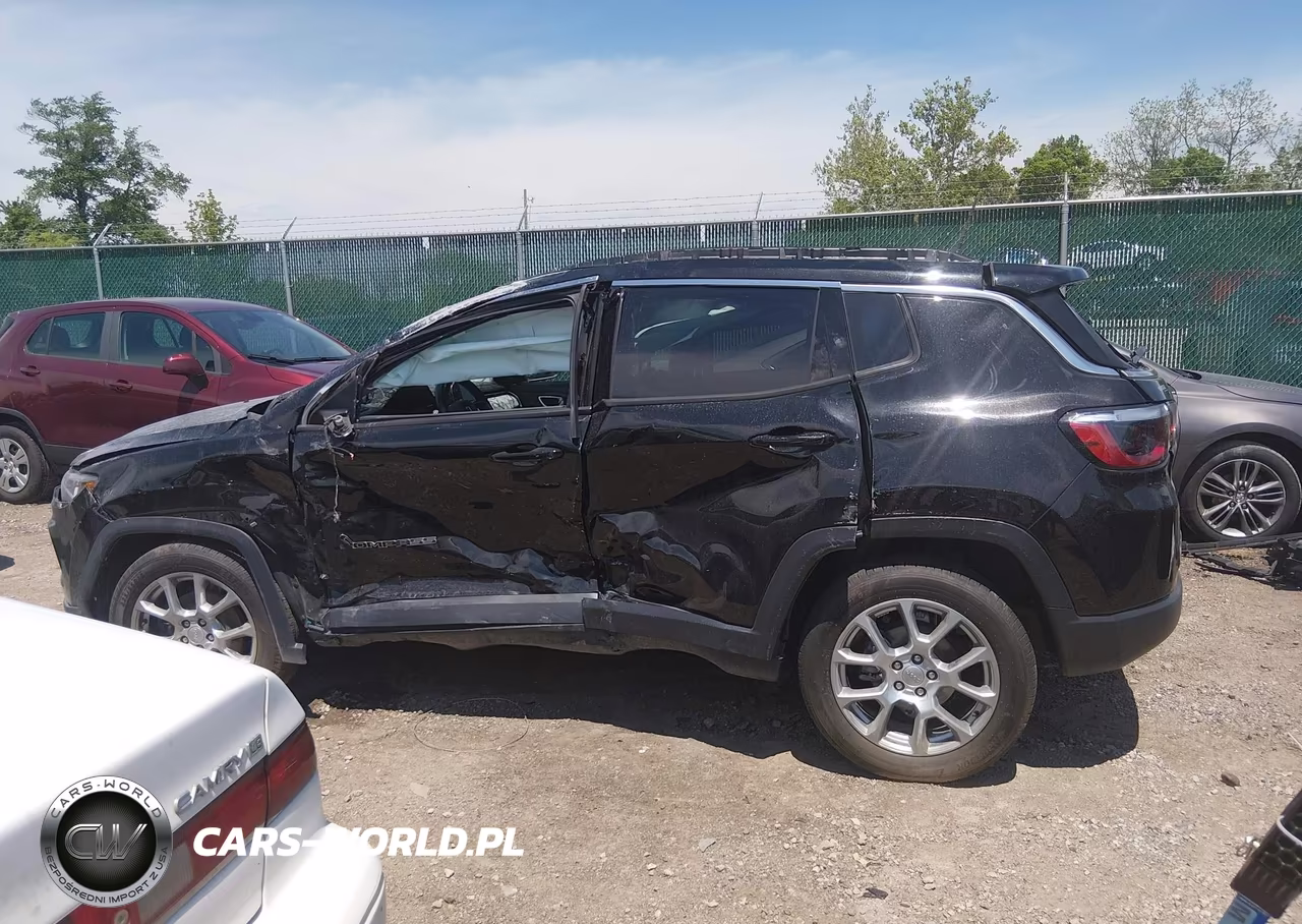 2022 Jeep Compass Latitude Lux 4X4 VIN:3C4NJDFB0NT186538 - 15