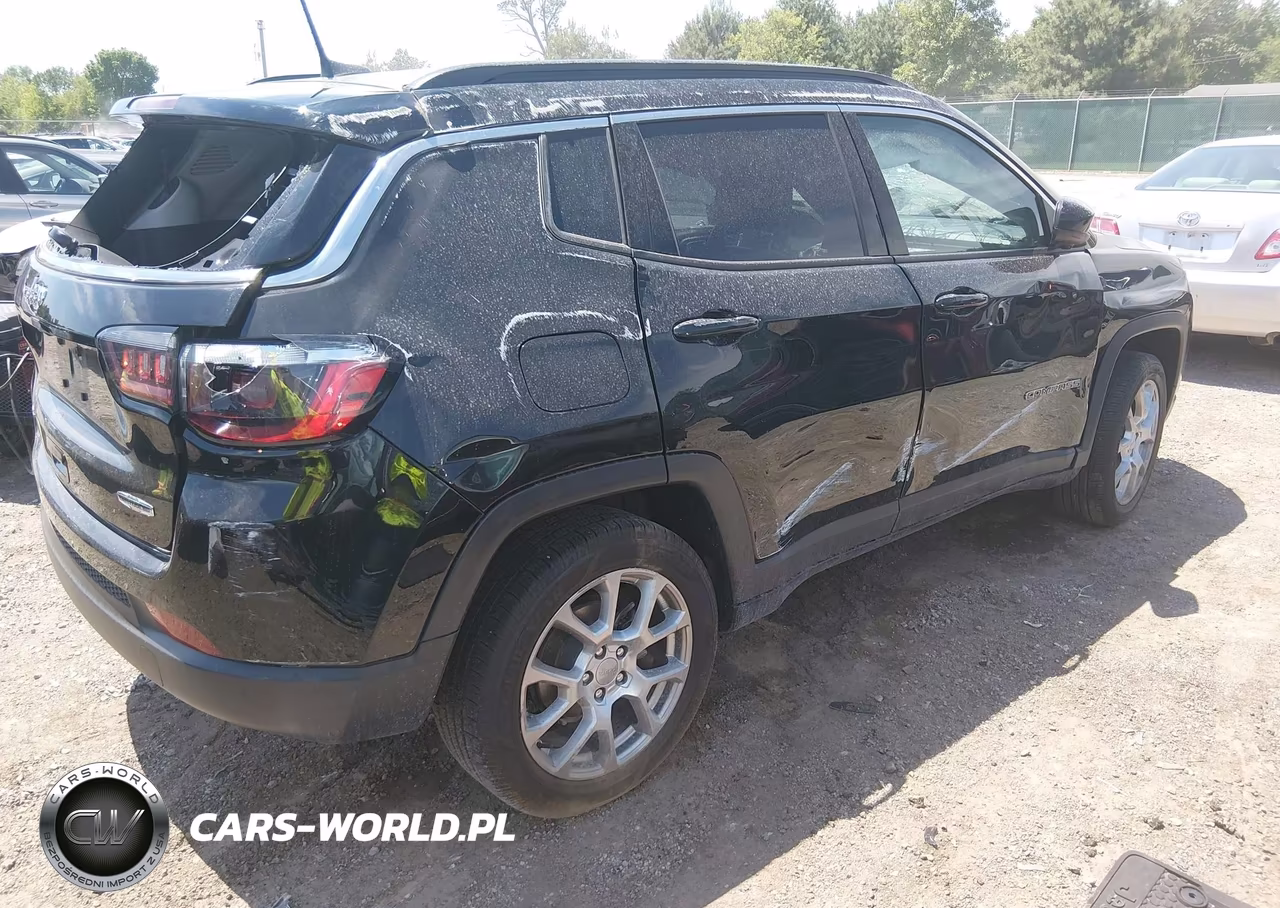 2022 Jeep Compass Latitude Lux 4X4 VIN:3C4NJDFB0NT186538 - 4