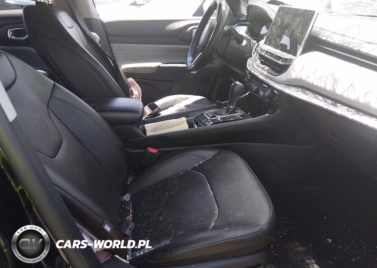 2022 Jeep Compass Latitude Lux 4X4 VIN:3C4NJDFB0NT186538 - 5