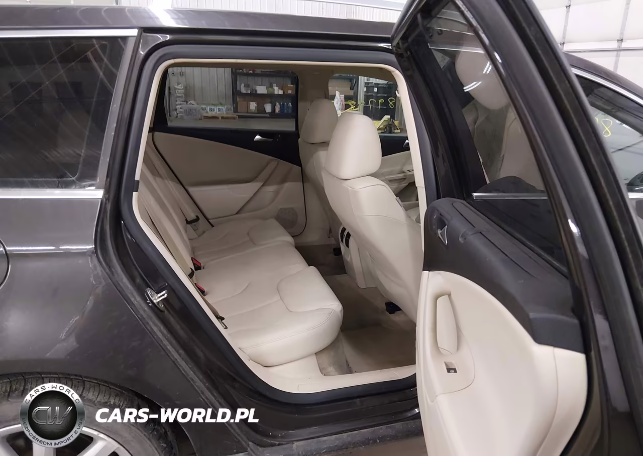 2010 Volkswagen Passat Komfort VIN:WVWXK7AN3AE155058 - 8