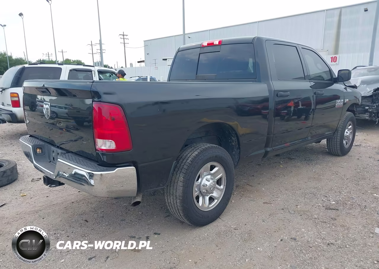 2016 Ram 2500 Slt VIN:3C6TR4DT3GG389812 - 4
