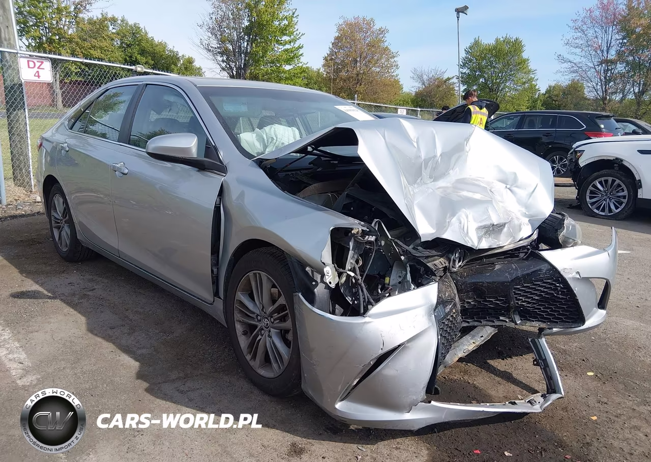 2016 Toyota Camry Se – zdjęcie 1 z 16