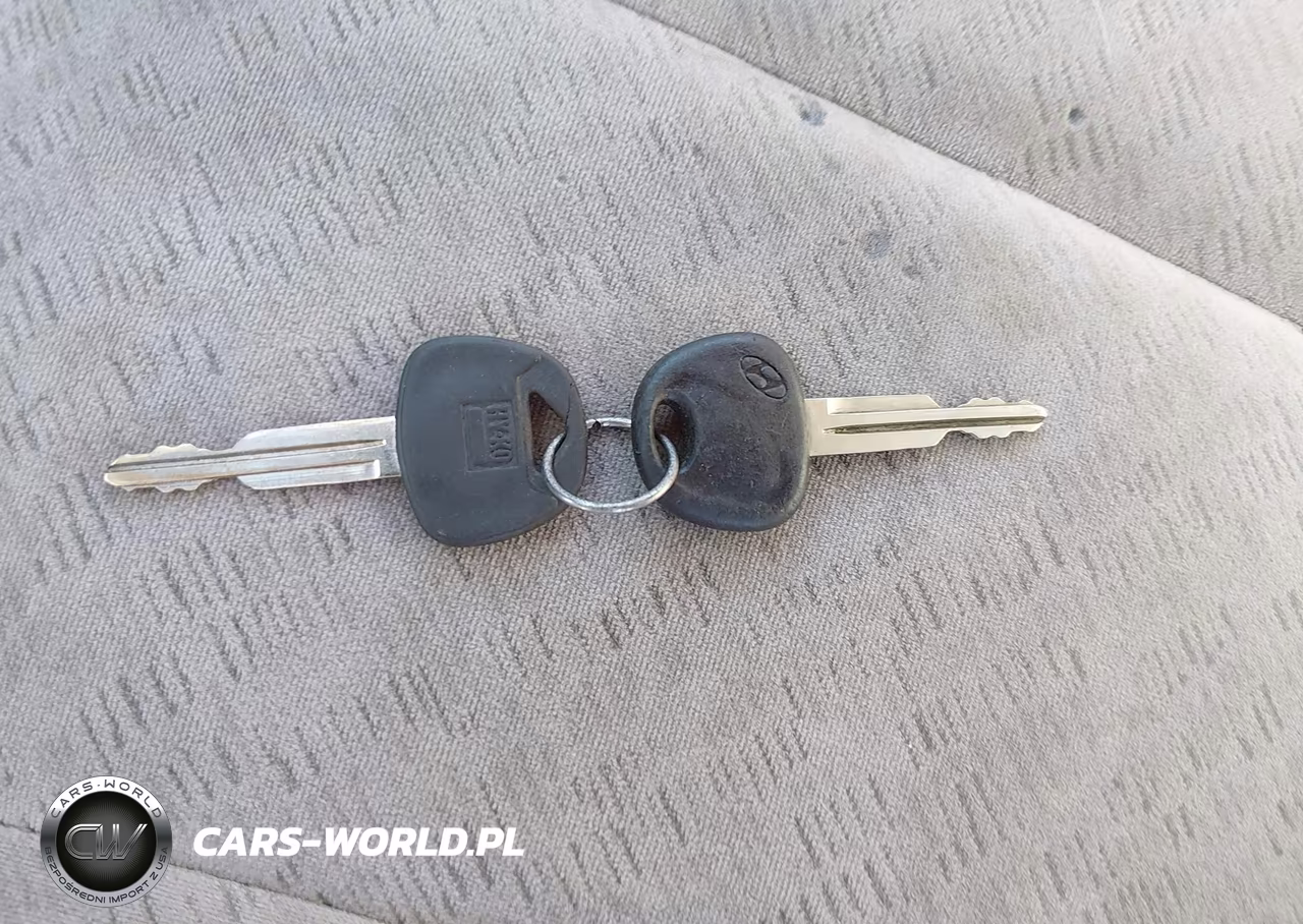 2006 Hyundai Elantra Gls-Limited VIN:KMHDN46DX6U265655 - 11
