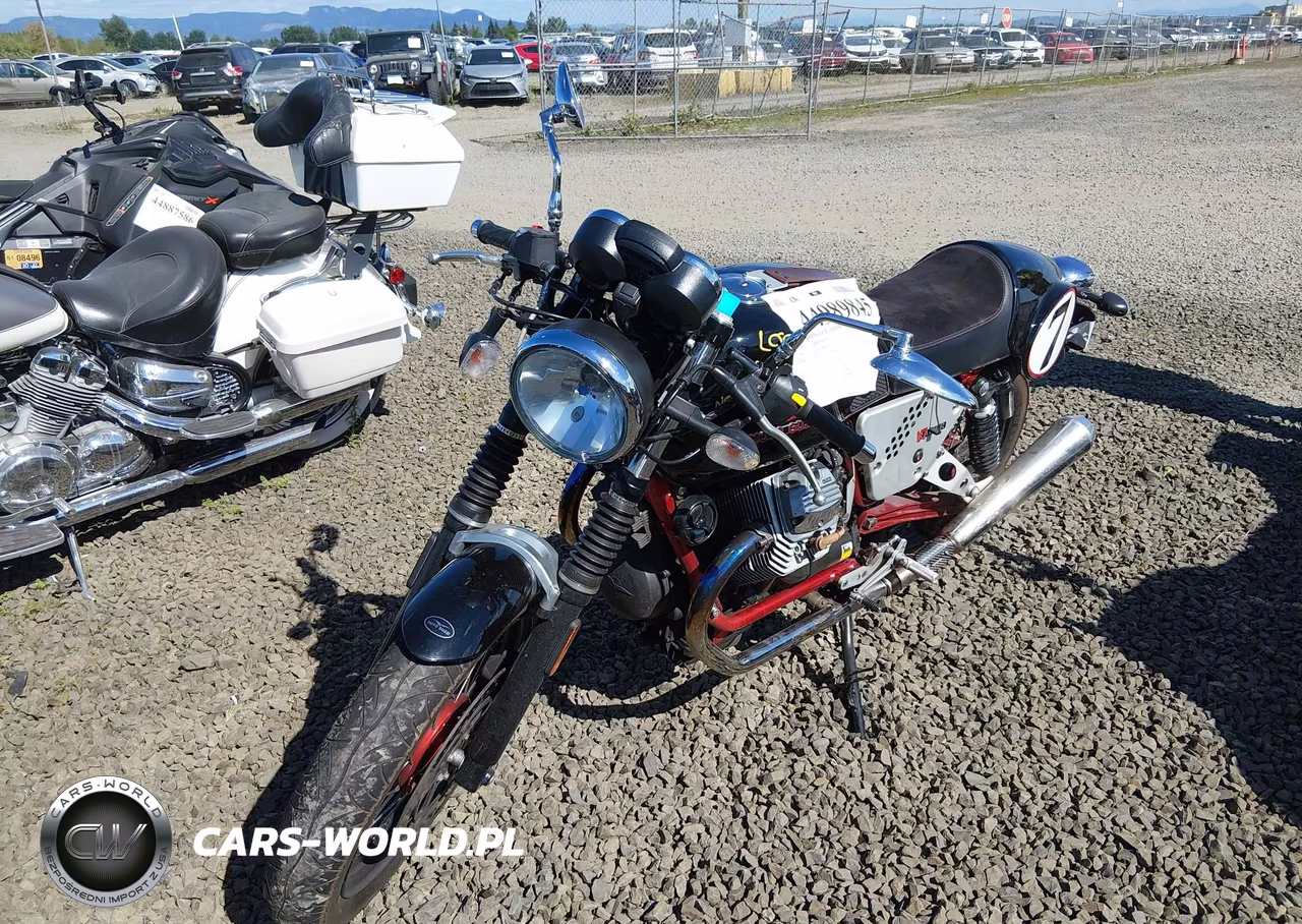 2012 Moto Guzzi V7 Classic VIN:ZGULWC029CM100154 - 2